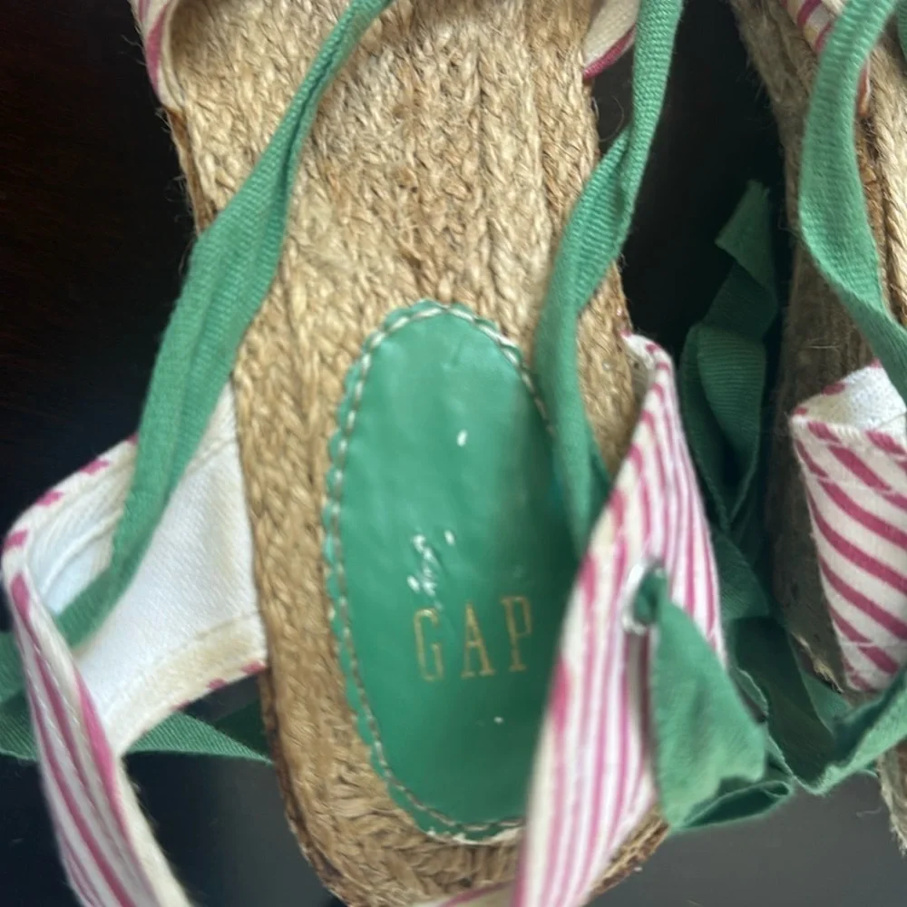 GAP Pink & White Striped Wedge Espadrilles Green Ribbon Sz 8 Preppy Coastal Chic